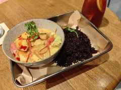 泰式黄咖喱鲷鱼虾仁饭-wagas(暖山店)