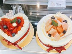 -花花卷卷·鲜食蛋糕(静安久光百货店)