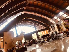 -三亚湾海居铂尔曼度假酒店