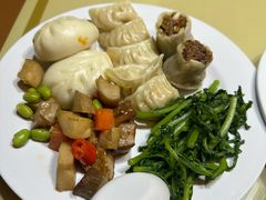 -然一素食餐厅(马利来广场店)