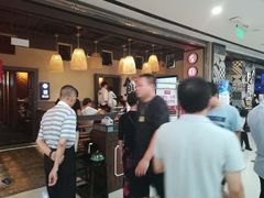 -左庭右院鲜牛肉火锅(金山万达店)