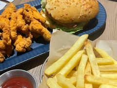 -必胜客(航洋国际店)