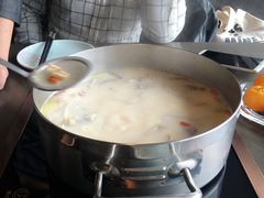 -捞王锅物料理(上海世茂广场店)
