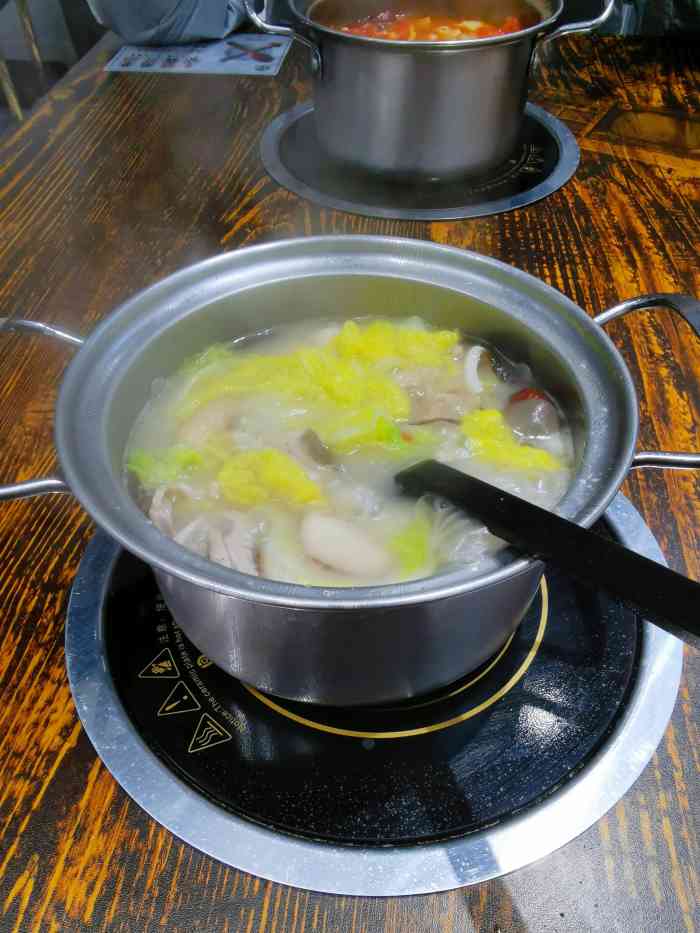 仿客潮汕猪肚鸡汤-"买的19.9的券,像个小火锅,味道还可以.