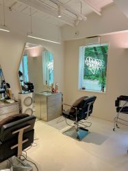 -SALON DE VANHADA