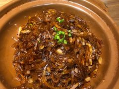 -有红鸡毛店·川菜(建设路店)