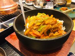 -臻牛烤肉