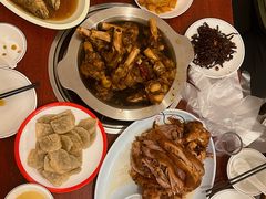 -聚首堂·特色小吃·肘子(什刹海德胜门店)