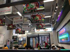 -晓彭肥肠鸡·泡椒鸡火锅(水木天地店)