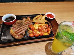 -必胜客(湘隆店)