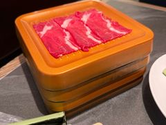 -牛YO寿喜烧·铁板烧和牛火锅自助(市府恒隆店)