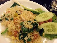-J Daeng Seafood