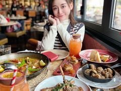 -BROWNSTONE布朗石西班牙餐厅(富城店)