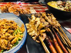 -阿楷·二十年烧烤宵夜·渔家小寨(达明店)