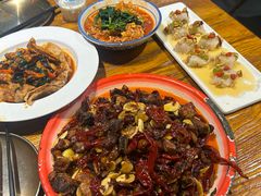 -柴窝堡22号辣子鸡·传承新疆菜