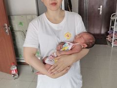 -爱月宝月嫂·育儿嫂(哈尔滨总店)