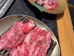 -韩烧牛中牛·甄选黑牛烤肉(黑金店)