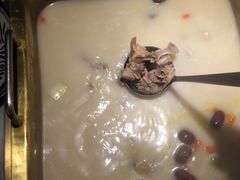 -尚尚仙·酸汤猪手·猪肚鸡火锅(华联万柳购物中心店)