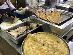 自助取餐区-帖老大羊肉汤烩面烧烤(康复后街总店)
