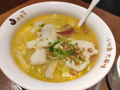 -渝是乎酸菜鱼(龙旗购物中心店)