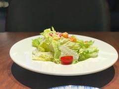 凯撒色拉-Ambra Haus琥珀屋精酿餐厅(宝山店)