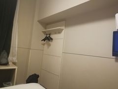 -窝趣公寓(广州永福黄花岗地铁站店)