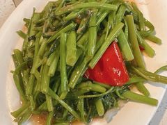 -肥仔文澳门猪骨煲(南京西路店)