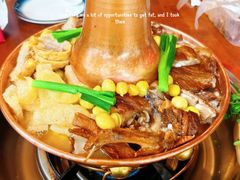 -岳记兴隆·青城腊排铜火锅(融创店)