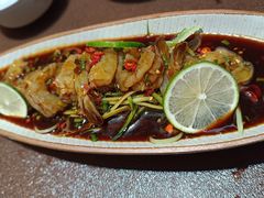 -曼听小寨海鲜烧烤·大连辣炒大王(盖州街店)
