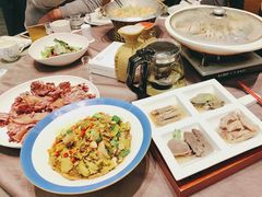 -香山湖家家宴(中山陵店)