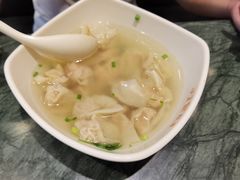 特色鸡肉馄饨-四宜糕团店(南大街店)