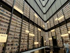 -上海虹桥中心爱琴海亚朵S酒店