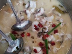 -椒情酸菜鱼火锅-农家菜