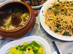 -蔼若春.传承三十年云南菜(金碧公园店)