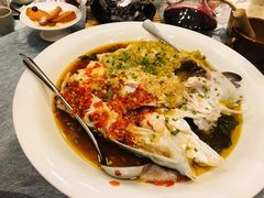 鸳鸯鱼头王-望湘园·湖南菜(宏伊店)