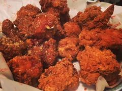 -BHC炸鸡(明洞总店)