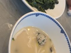 -侬佳蒸菜馆(听潮店)