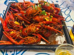 松哥招牌油焖大虾-松哥油焖大虾.小龙虾.黑鸭煲(海岸城店)