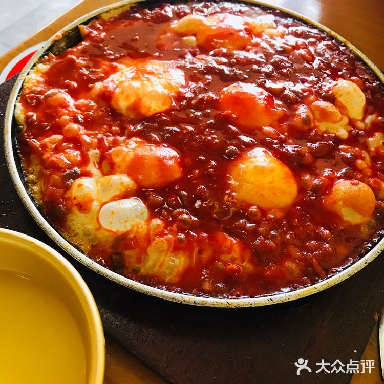 韩式石板鸡蛋慢慢吃 石板类的开始都很烫