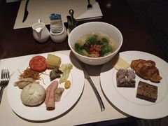-中航泊悦酒店·云庭咖啡厅(虹桥机场T2店)