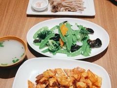 -贯贯吉·清真餐厅(浙江中路店)