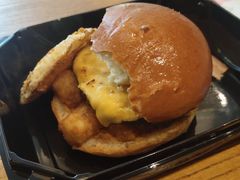 -The Habit Burger Grill 哈比特汉堡(爱琴海店)