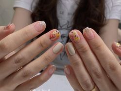 -悦指间美甲美睫