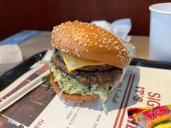 -The Habit Burger Grill 哈比特汉堡(复兴soho店)