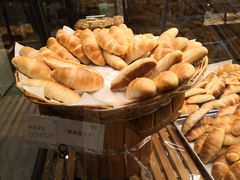 -Dough&Joe团憩(瑞虹天地月亮湾店)