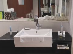 -上海浦东假日酒店