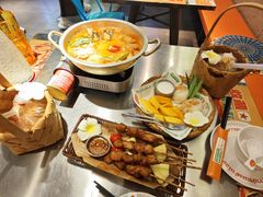 -小小集渔·泰式大排档(太古里香槟店)