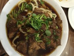 喜多利--门钉肉饼牛肉面-清真吴记门钉肉饼·喜多利