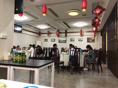 大堂-鑫悦楼煎蟹·16年海鲜大排档