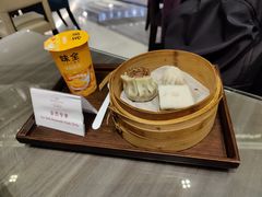 -上海滴水湖皇冠假日酒店